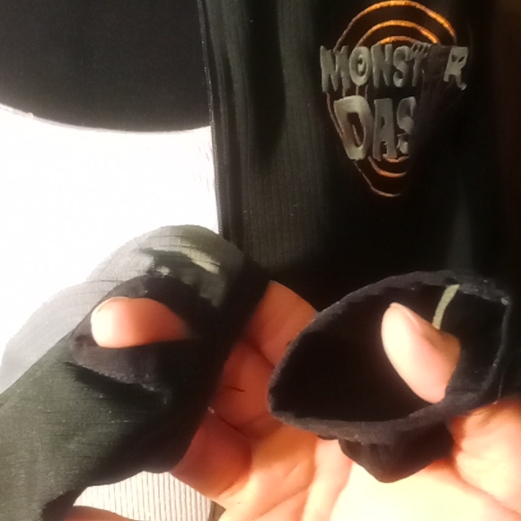 😝Womens Sz. L zipper jacket. Long sleeves, Pocket on the back. Great condition. - Picture 8 of 9